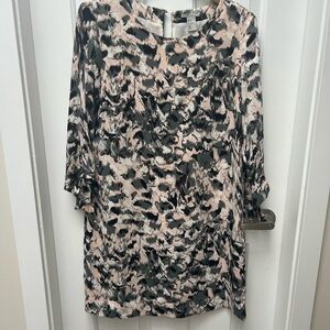 H&M Black, Gray, and Pink Patterned Shift Dress